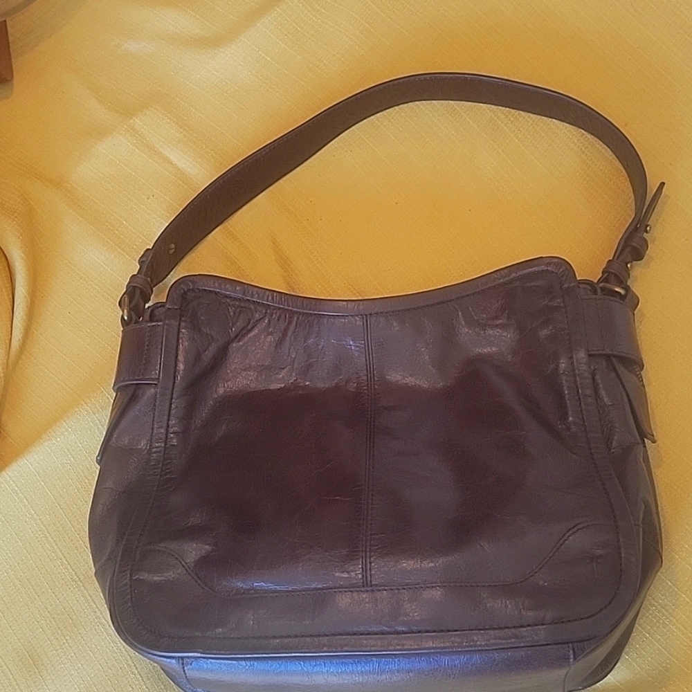 Frye Mel Hobo crackle brown leather. NWOT